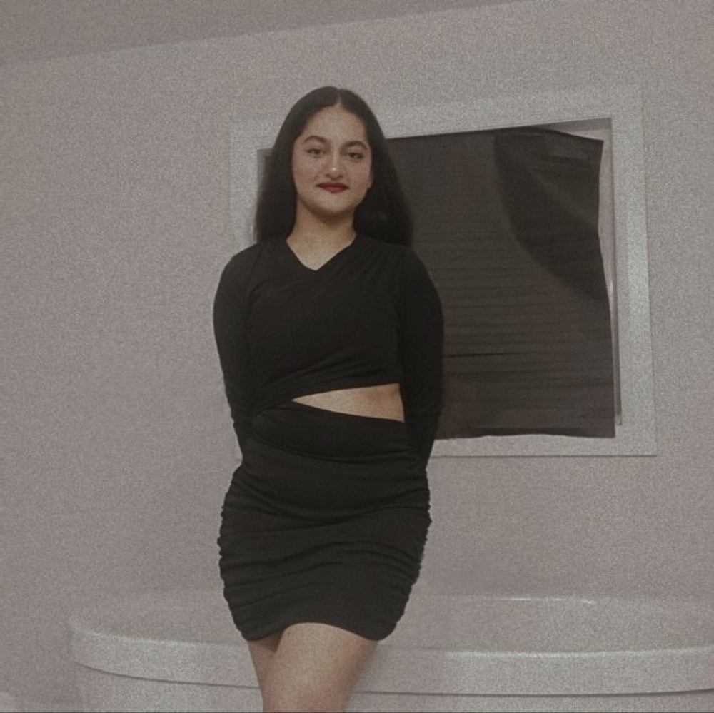 Meet your Posher, Hana